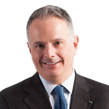 Photo of Kenneth R. Weinstein