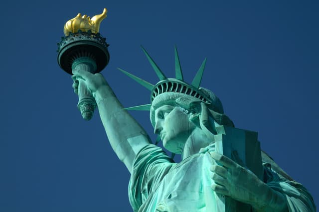 Background image for Faith and Freedom: Constitutional Law and Religious Liberty